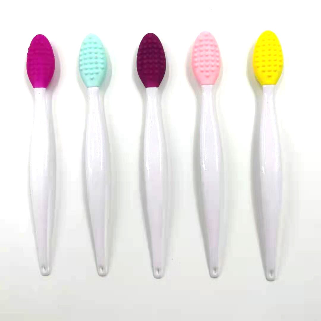 Cura della pelle Labbra Esfoli - Silicone Face Scrubber Electric recensione e prezzo